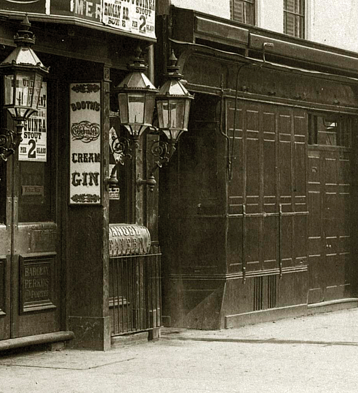 Angel Inn & the entrance to Angel Alley c.1887
Photo kindly used by permission of Rob Clack, historian
